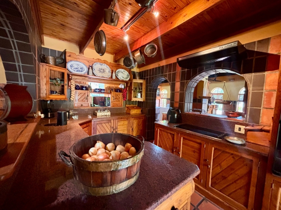 4 Bedroom Property for Sale in Wilkoppies North West